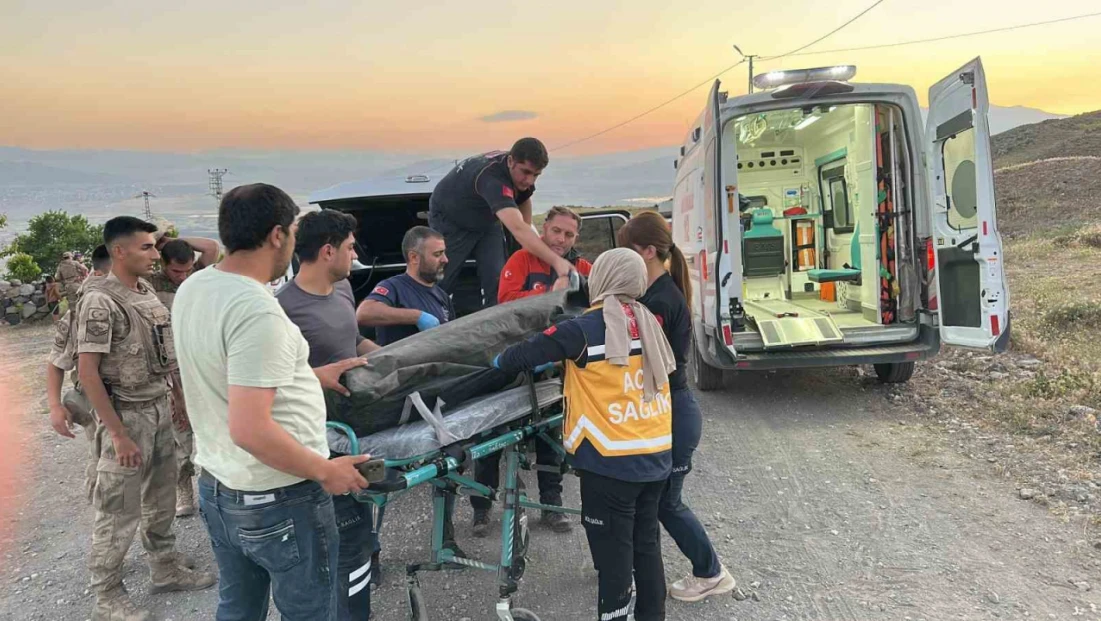 Ağrı Dağı’na tırmanış sırasında kalp krizi geçiren dağcı hayatını kaybetti