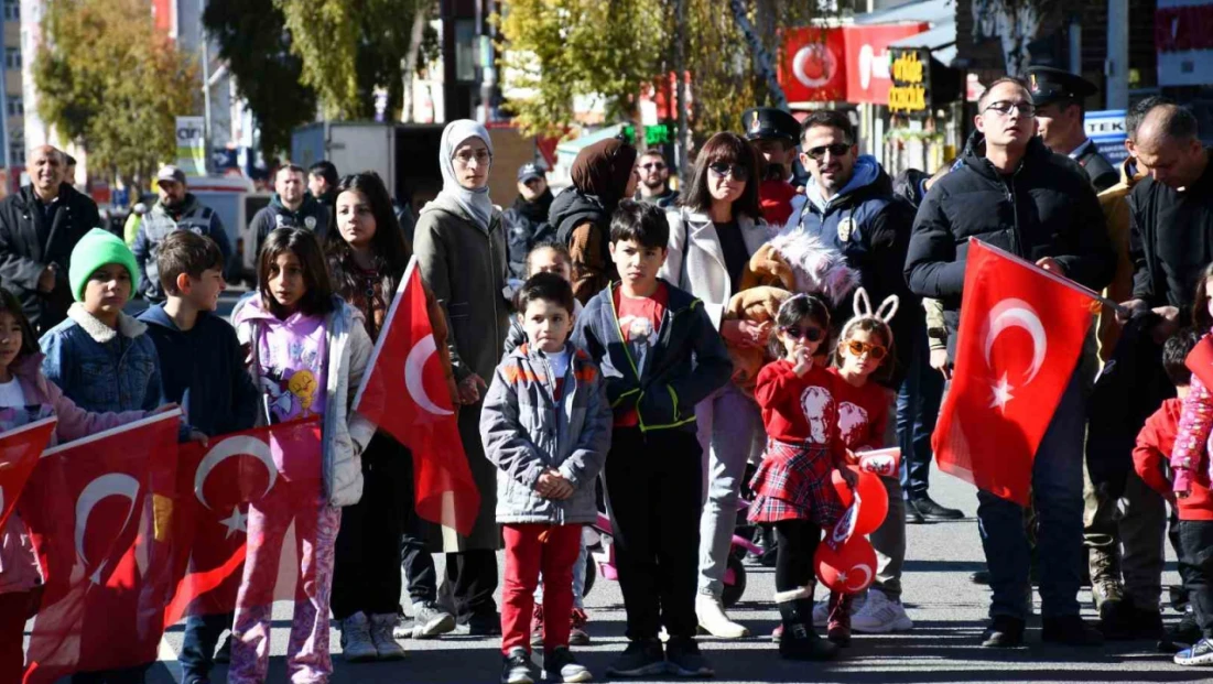 Ardahan’da Cumhuriyetin 101. yaşı coşkuyla kutlandı
