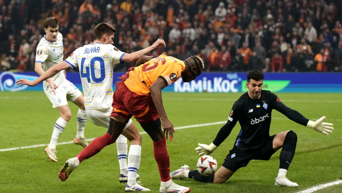 UEFA Avrupa Ligi: Galatasaray: 3-Dinamo Kiev: 3