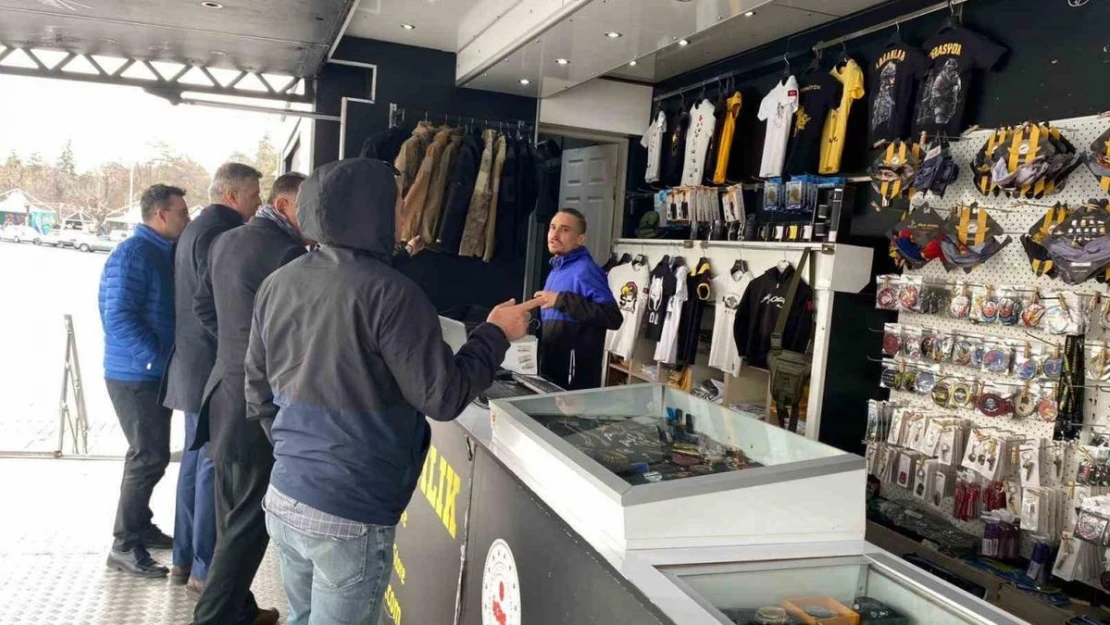 'JOAKSTORE' tırı Kayseri'de