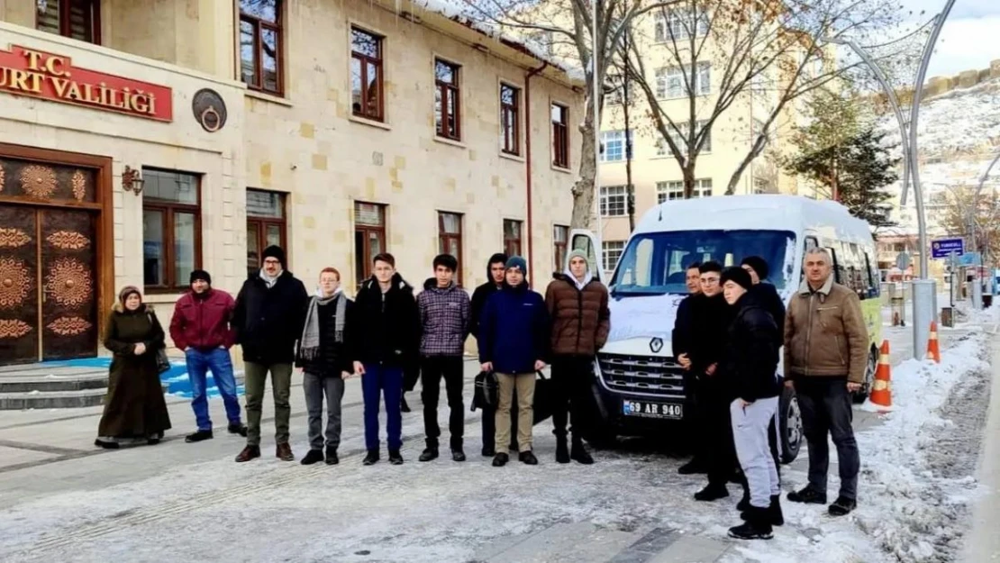 'Maziden Atiye Ahlat' kamp ekibi yola çıktı