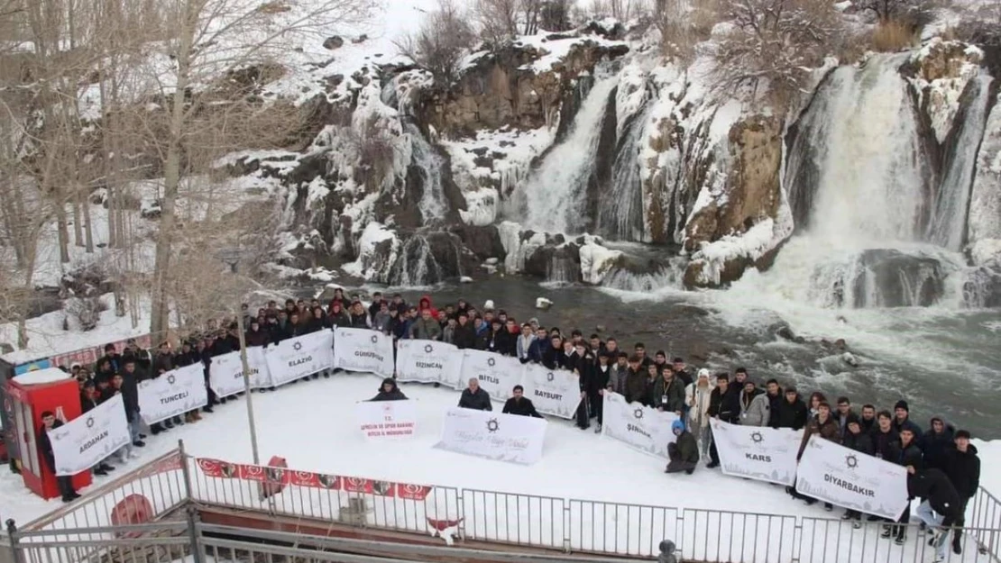 'Maziden Atiye Ahlat' kamp ekibi Bayburt'a döndü