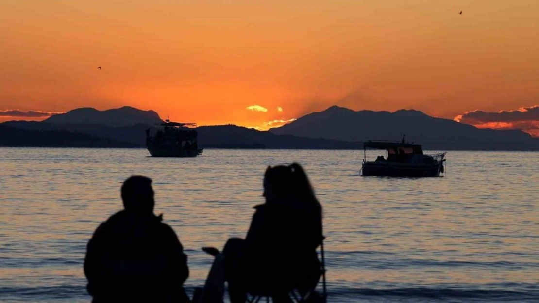 'Sakin kent'te tablo gibi gün batımı