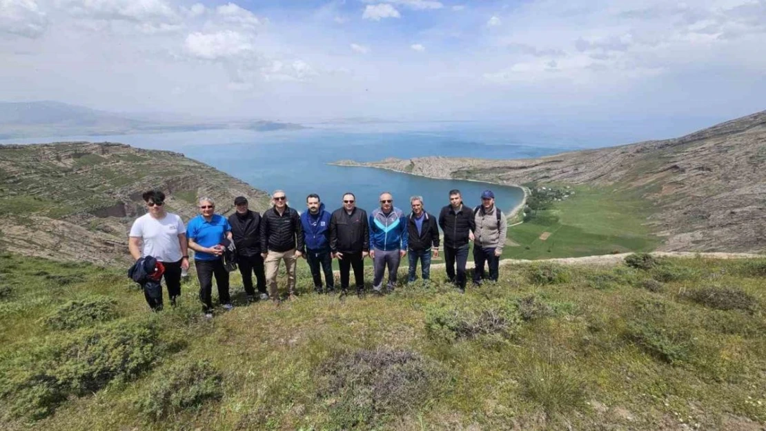 'Tatvanname' kitabı için İncekaya kraterine gezi ve inceleme ziyareti