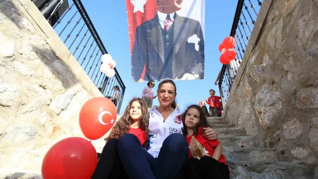 100. Yıl Parkı ve Seyir Terası hizmete açıldı