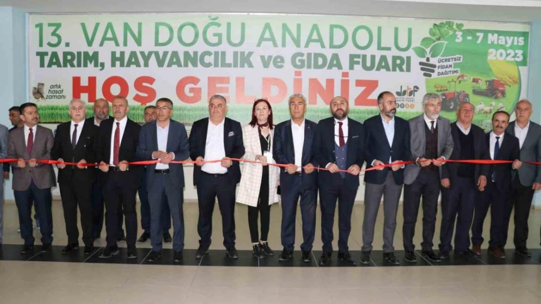 13. Van Doğu Anadolu Tarım Hayvancılık ve Gıda Fuarı kapılarını ziyaretçilere açtı