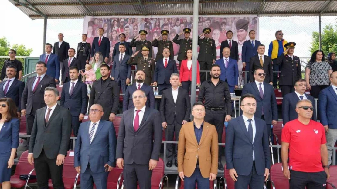 19 Mayıs Atatürk'ü Anma, Gençlik ve Spor Bayramı Iğdır'da kutlandı