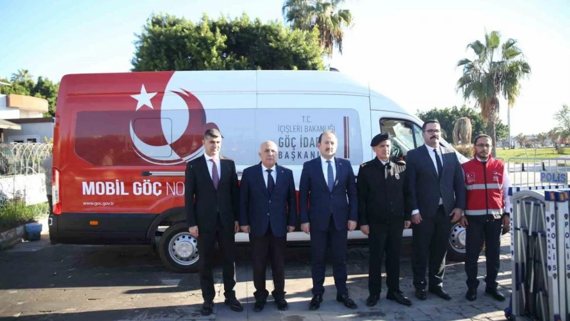 2 mobil göç aracı Mersin'de hizmet vermeye başladı