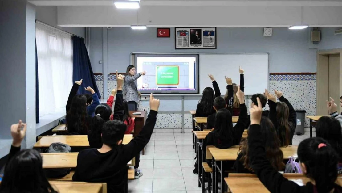 20 bin sözleşmeli öğretmen ataması başvuruları 20 Mayıs'ta başlıyor