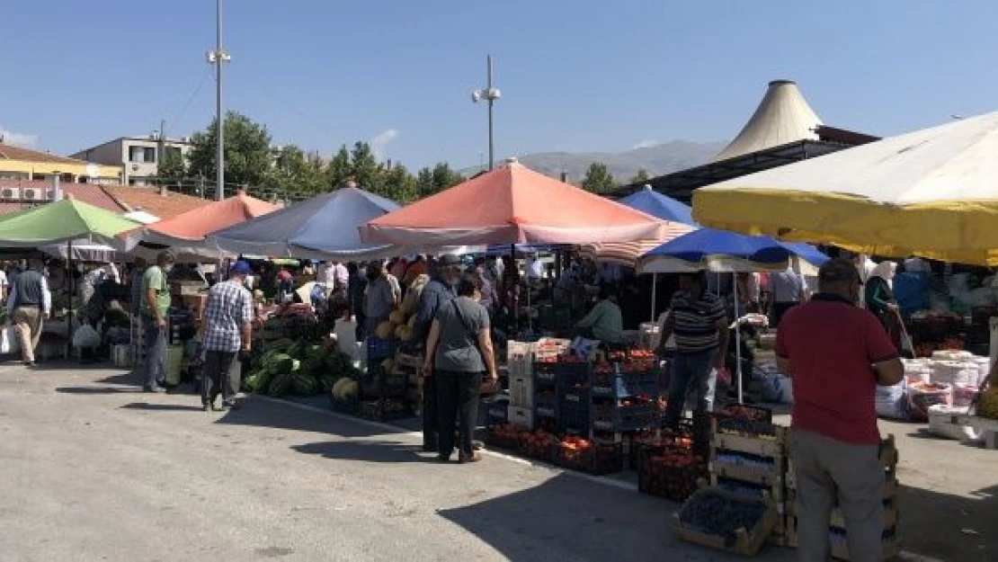 Buğday Meydanı, yılın en yoğun günlerini yaşıyor