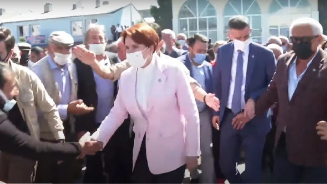 Kars'ta Akşener izdihamı yaşandı