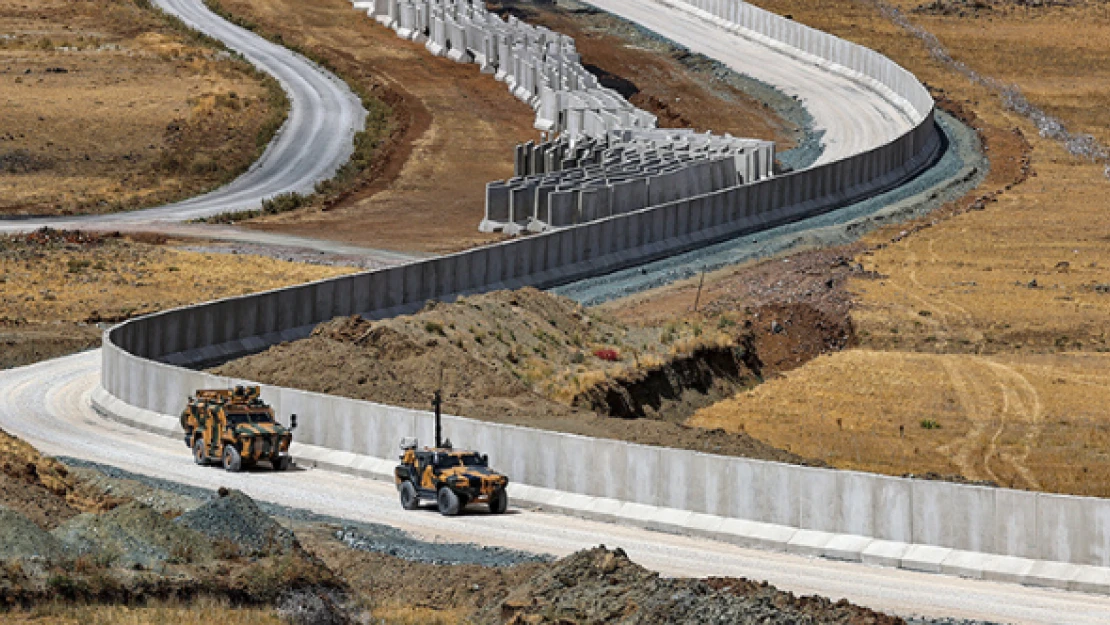 Sınır hattı hem havadan hem karadan hem de gölden korunuyor