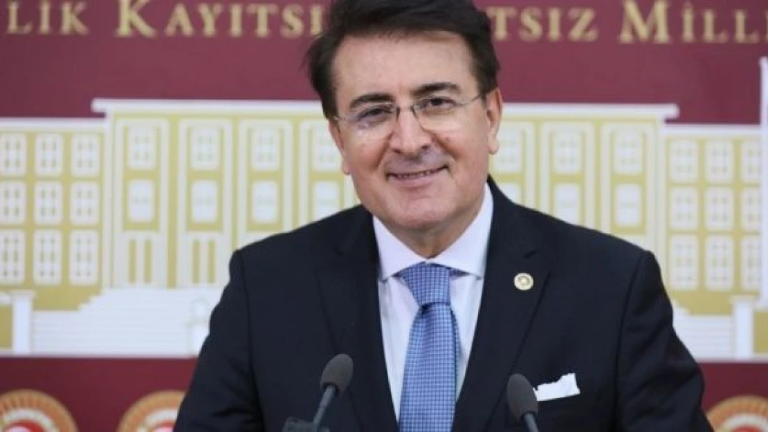 Aydemir: &quotBiz büyük bir milletiz"