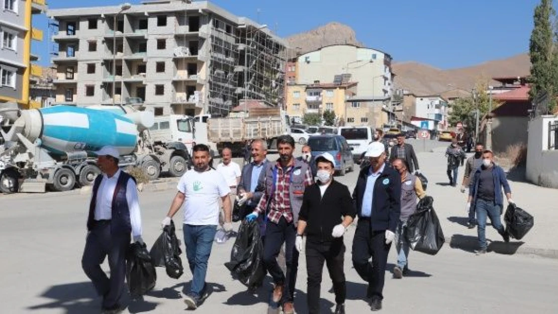 Hakkari'de temizlik çalışması