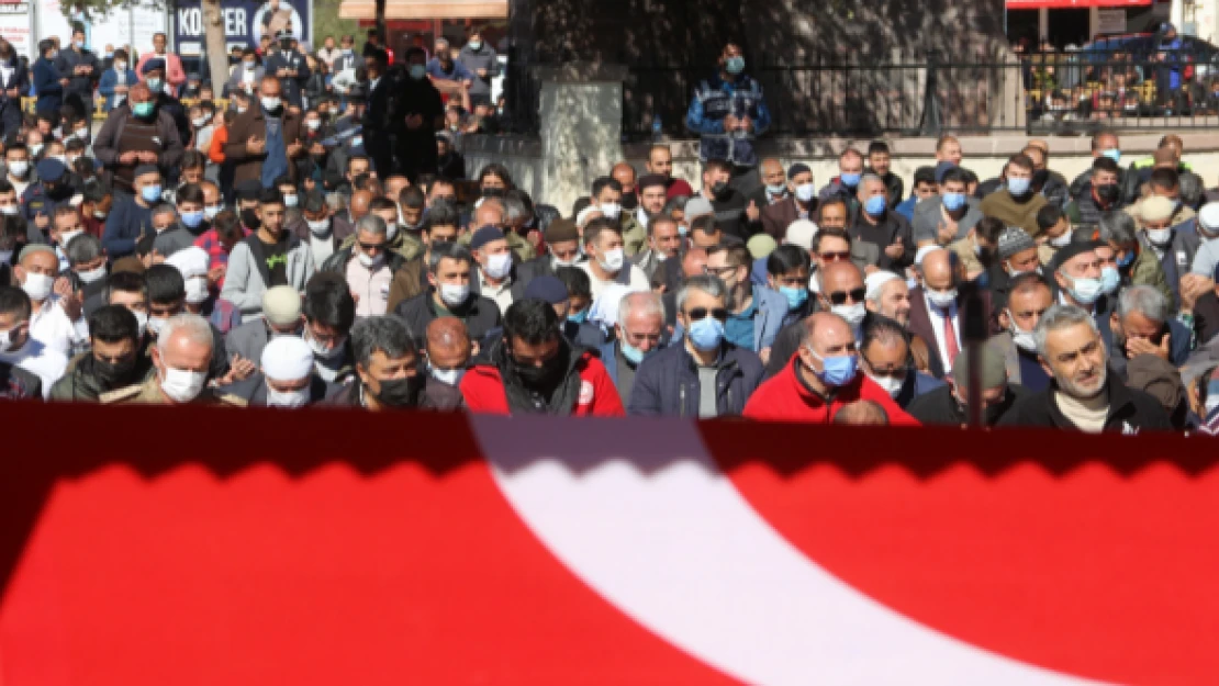 Şehit Burak Tortumlu son yolculuğuna binlerle kişi tarafından uğurlandı