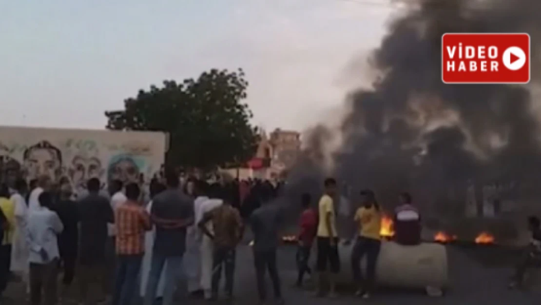 Sudan'da darbe, Başbakanlar gözaltına alındı