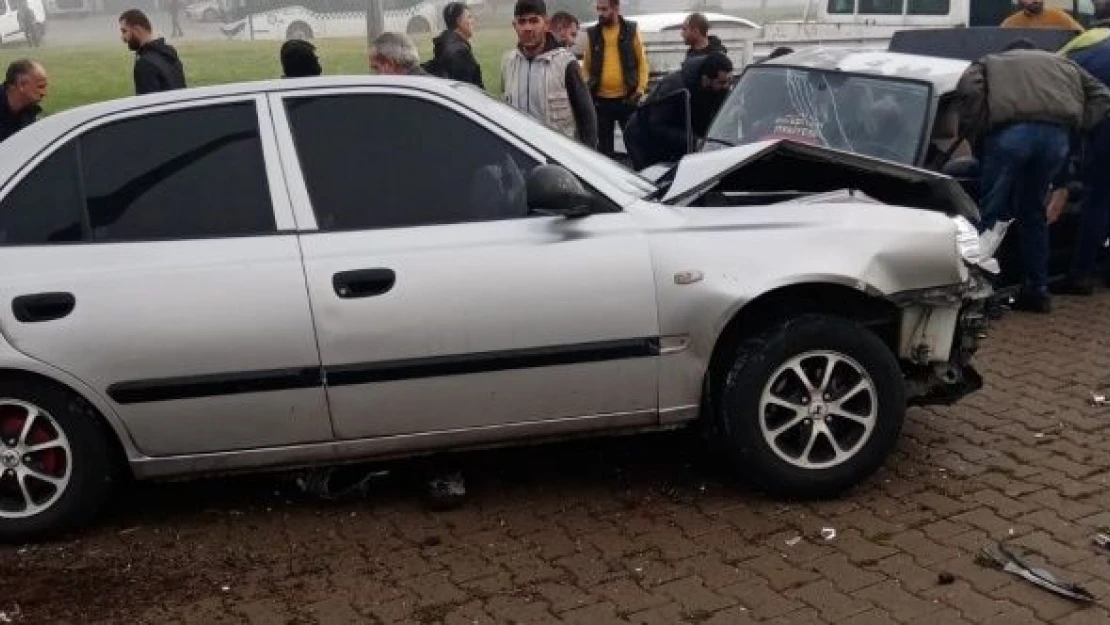 Bingöl'de trafik kazası: 6 yaralı
