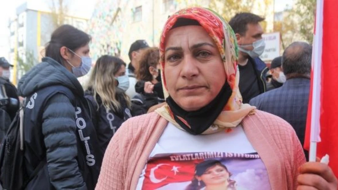 Kızına seslenen Vanlı anne: 'Baban ölmeden gel gör'