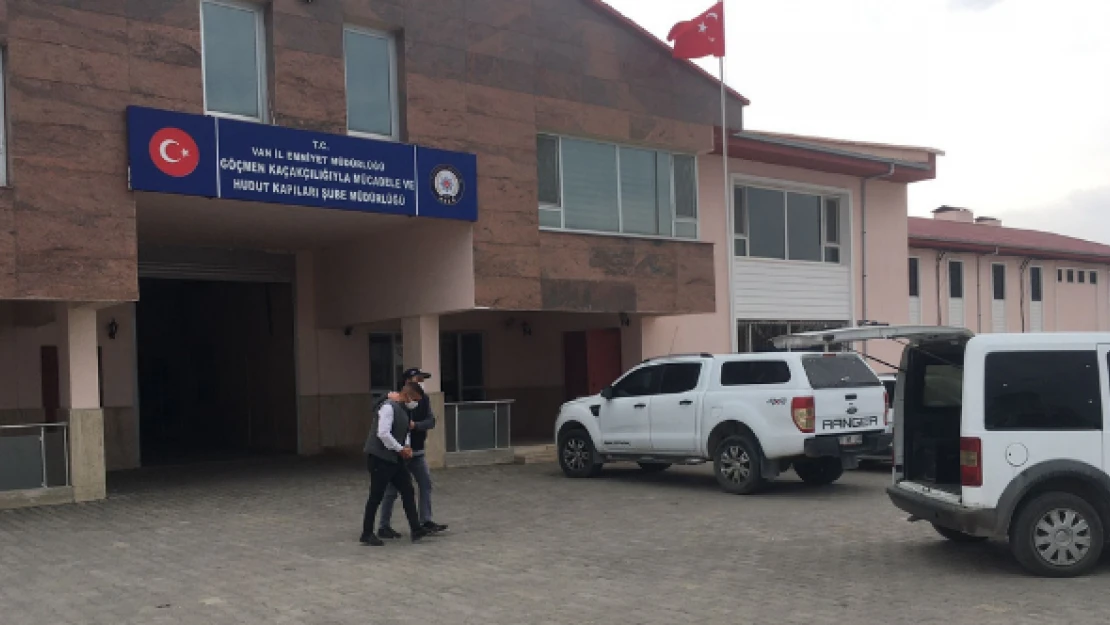Van'da 7 göçmen kaçakçısı yakalandı