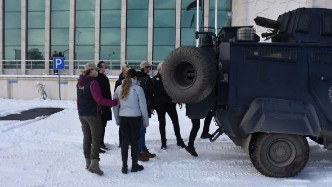 FETÖ'cü 4 astsubay adliyede