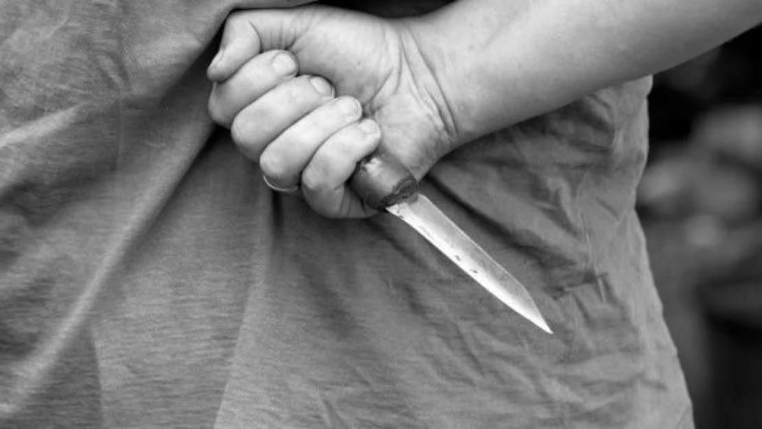 Erzincan'da bıçaklı kavga: 2 ağır yaralı