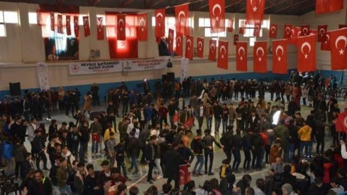 Hakkari'de Nevruz Bayramı coşkuyla kutlandı