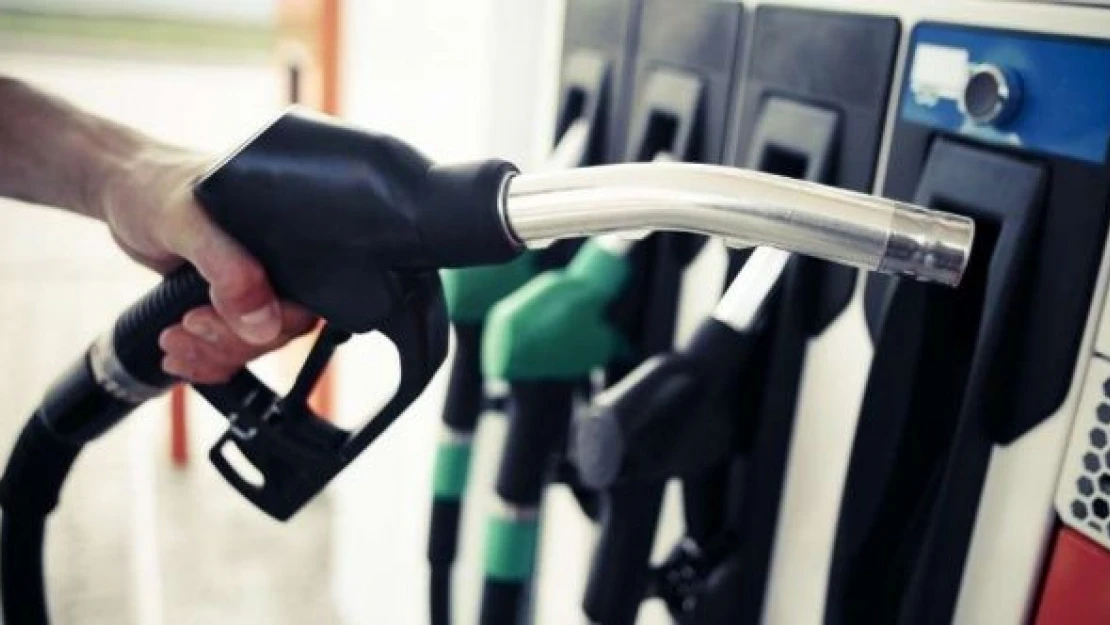 Motorin ve benzine zam geldi!