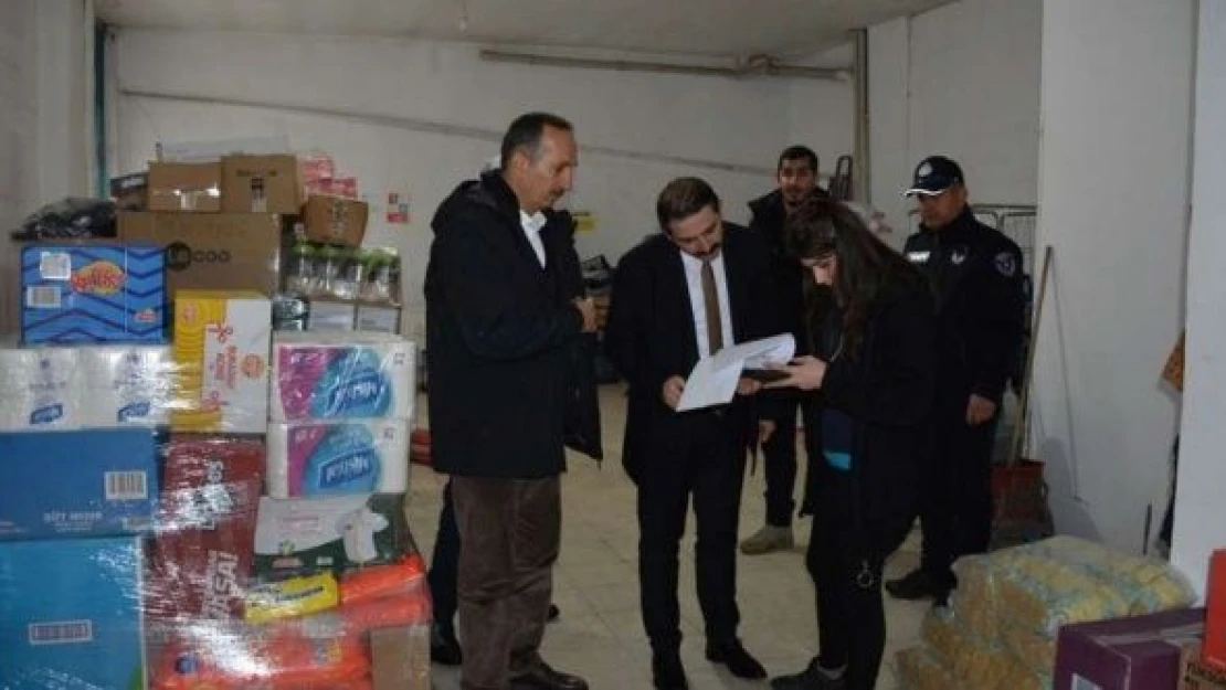 Şemdinli'de marketler denetlendi