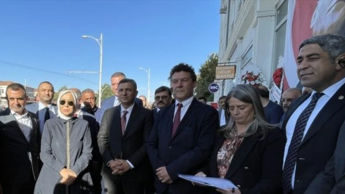 Malatya'da 'Hukuk Kliniği' açıldı