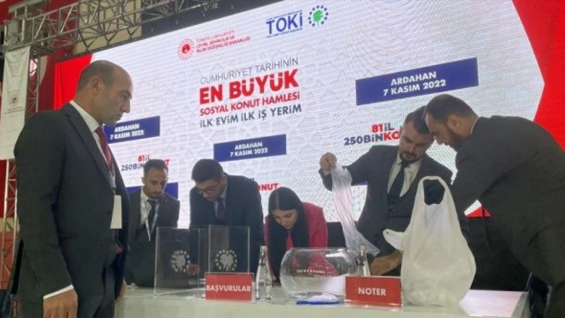 Ardahan'da  250 konutun kuraları çekildi