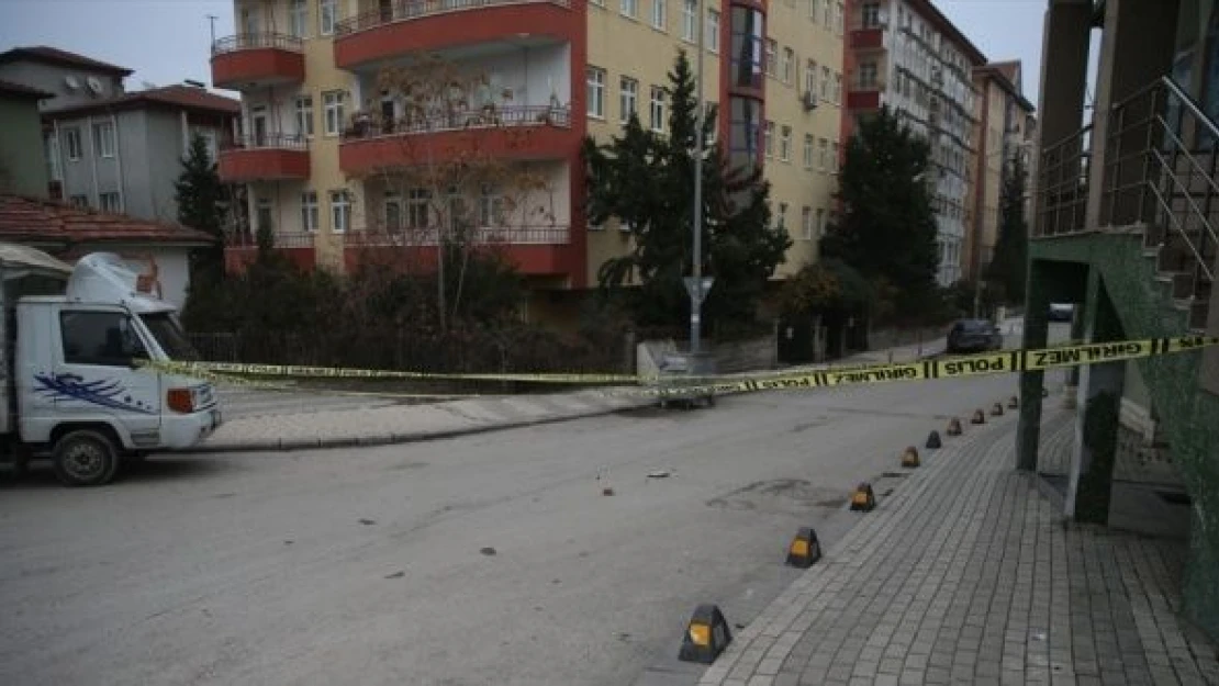 Malatya'da cami avlusunda silahla yaralama