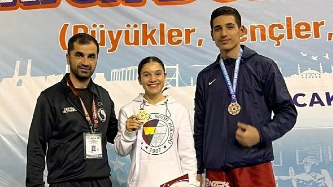 Tuncelili sporcular Kick Boks'ta gururlandırdı