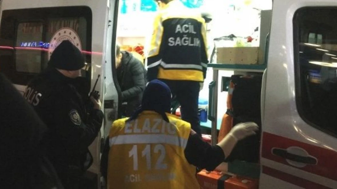 Elazığ'da bıçaklar havada uçuştu
