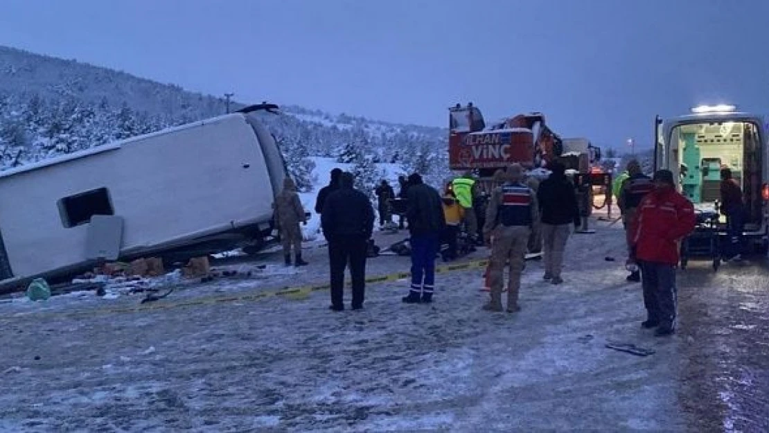 Erzincan'da can pazarı: 2 ölü 21 yaralı