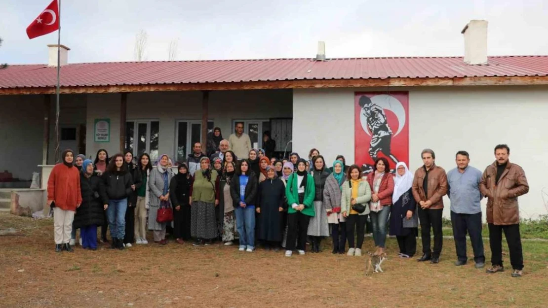 22 yıldır atıl idi, köye renklilik getirdi