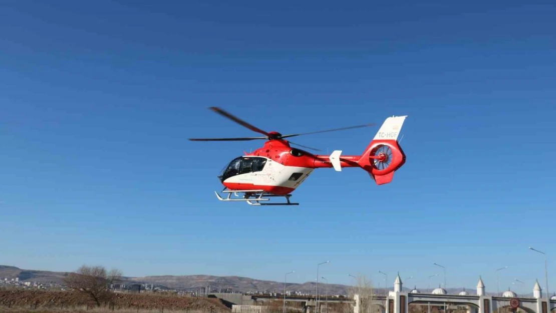 4 kente hizmet verecek ambulans helikopter Sivas'ta