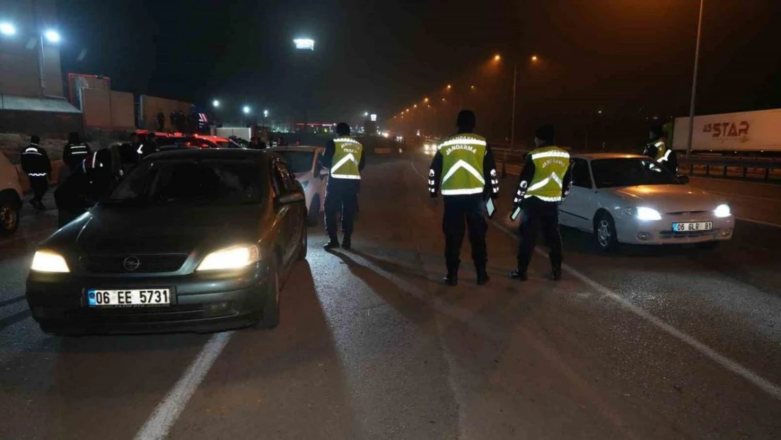 43  ilin geçiş noktasında 'yılbaşı' denetimi