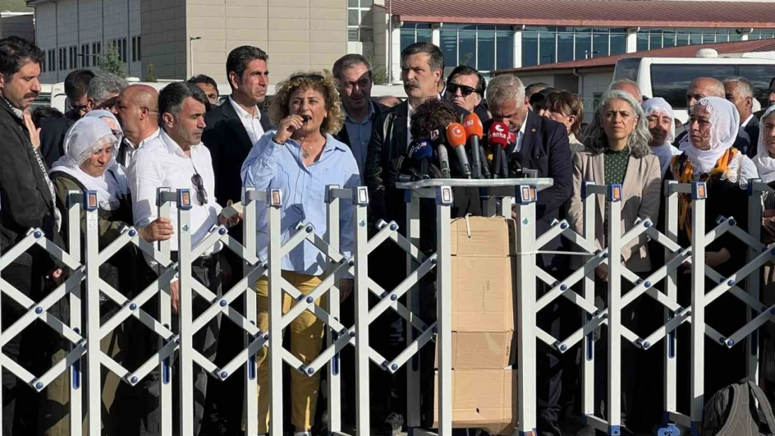 6-8 Ekim olayları davasında eski HDP Başkanı Demirtaş'a 42 yıl hapis cezası verildi