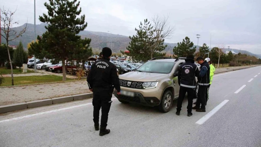 Afyonkarahisar'da düzensiz göçmen denetimi