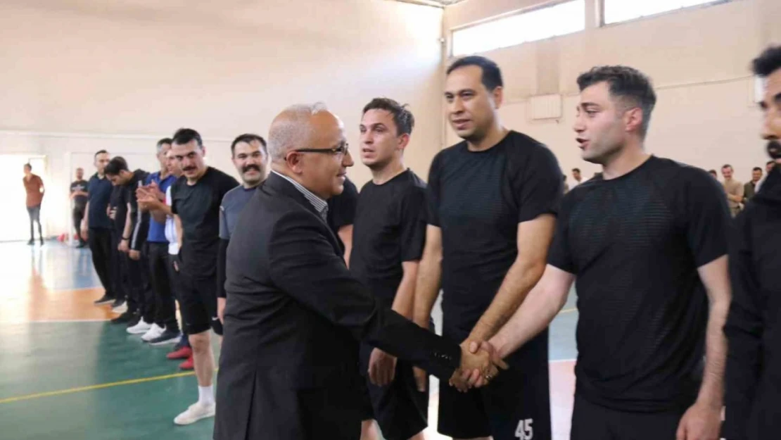 Ağrı'da Polis Futsal Turnuvası tamamlandı