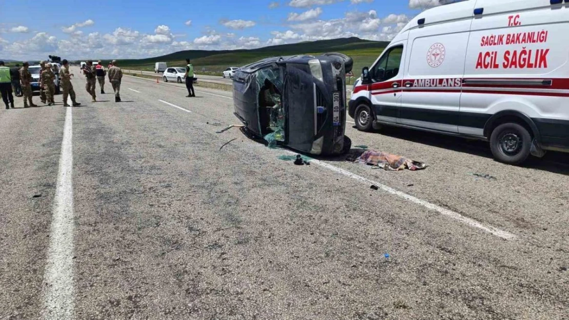 Ağrı'da feci kaza... Araç devrildi... 1 çocuk öldü