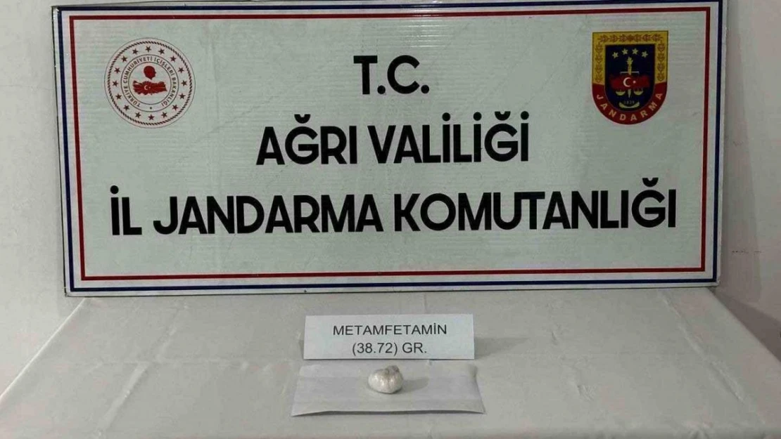 Ağrı'da uyuşturucu operasyonunda 4 kişi gözaltına alındı