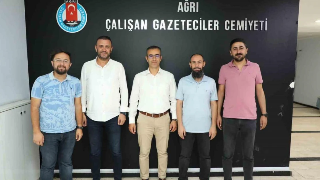 Ağrı Gençlik ve Spor İl Müdürü Din, Çalışan Gazeteciler Cemiyeti'ni ziyaret etti