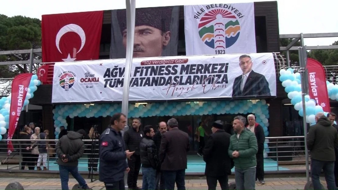 Ağva'da fitness merkezinin açılışını yapan Başkan Ocaklı: 'Bizi izlemeye devam edin, projelerimizi yapmaya devam ediyoruz'