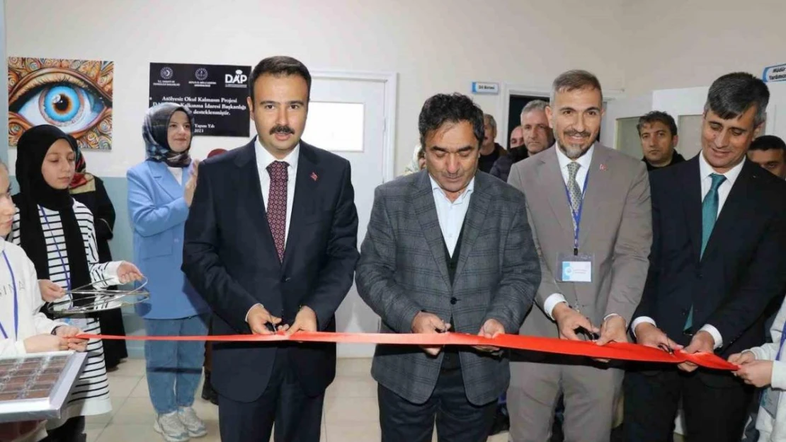 Ahlat'ta sanat atölyeleri ile fen ve teknoloji laboratuvarları kuruldu