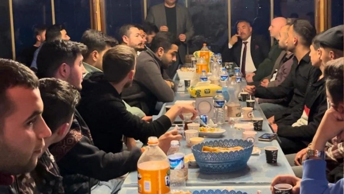 AK Parti Çıldır'da iftar sofrasında buluştu