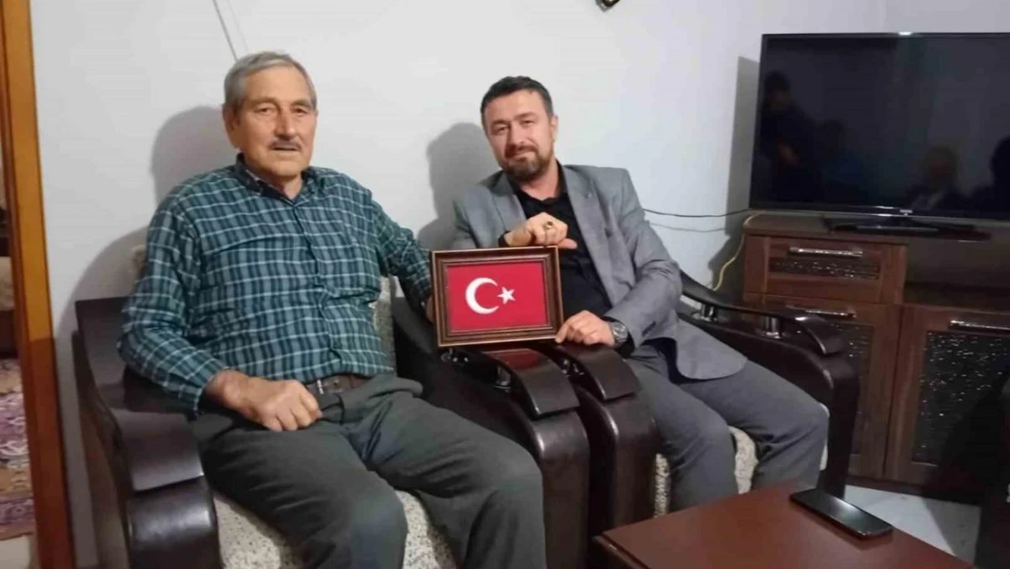 AK Parti'den 2024'ün ilk ziyareti şehit ailelerine