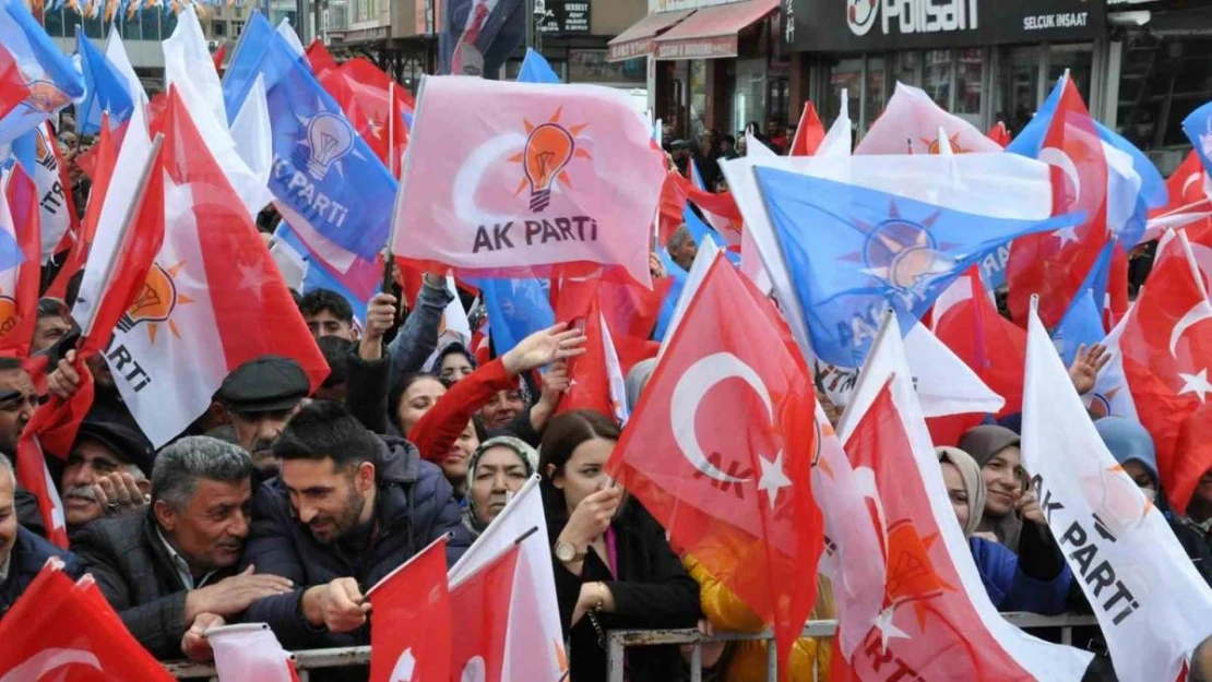 AK Parti Genel Başkan Vekili Yıldırım, Kars'ta konuştu