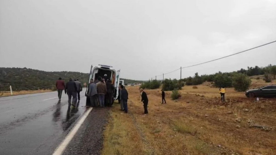 AK Parti Şırnak İl Genel Meclis üyesi kaza yaptı