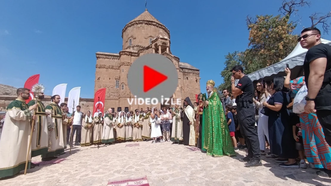 Akdamar Adası'ndaki 12'nci Ermeni ayini sona erdi